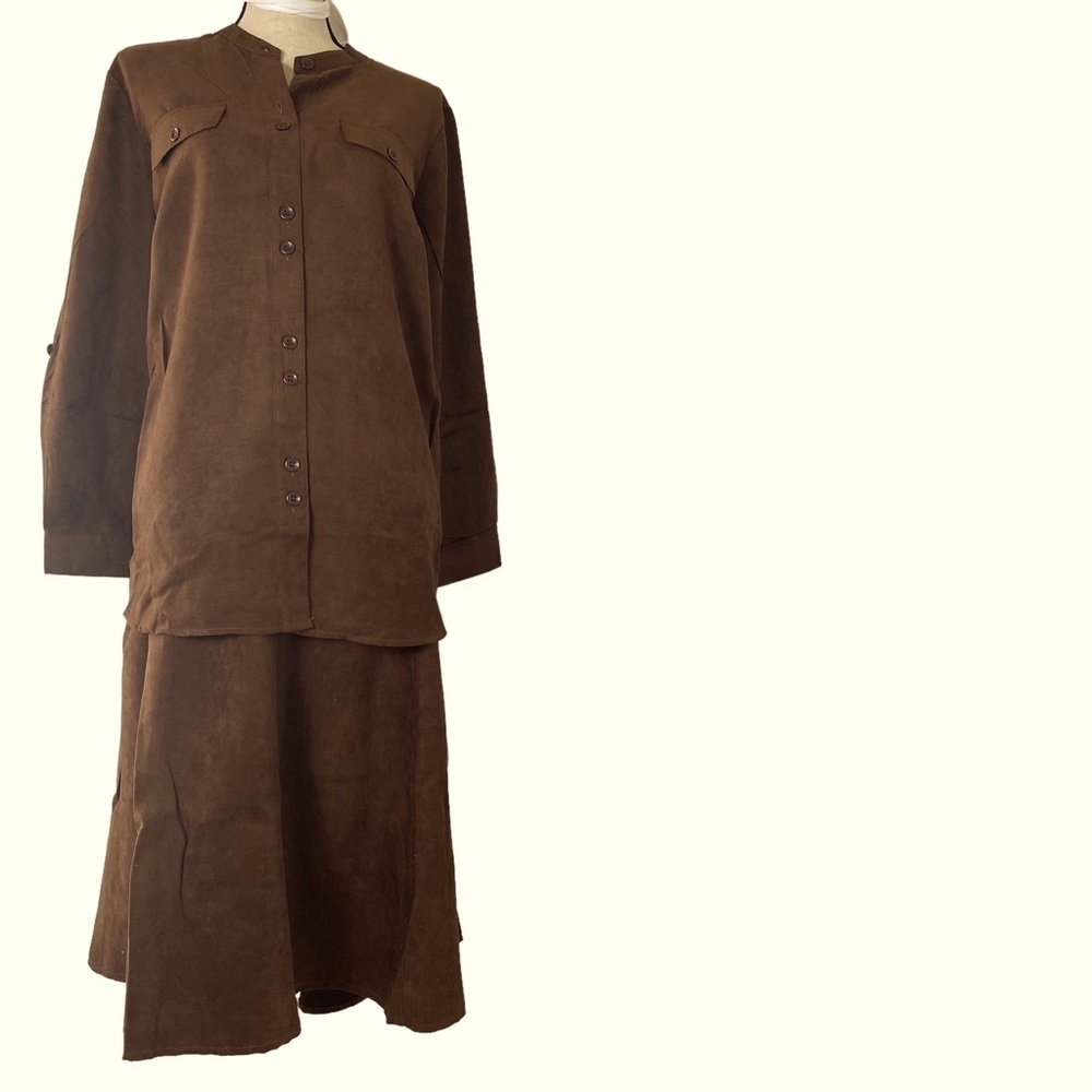 Jessica London Woman's 2pc Set (Top Skirt) Brown Velvet Sz 14